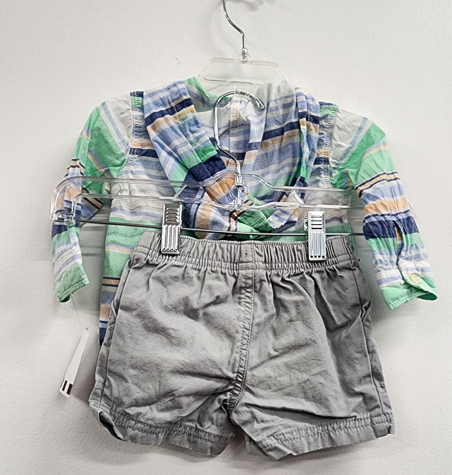 Boys 6 month Carters set