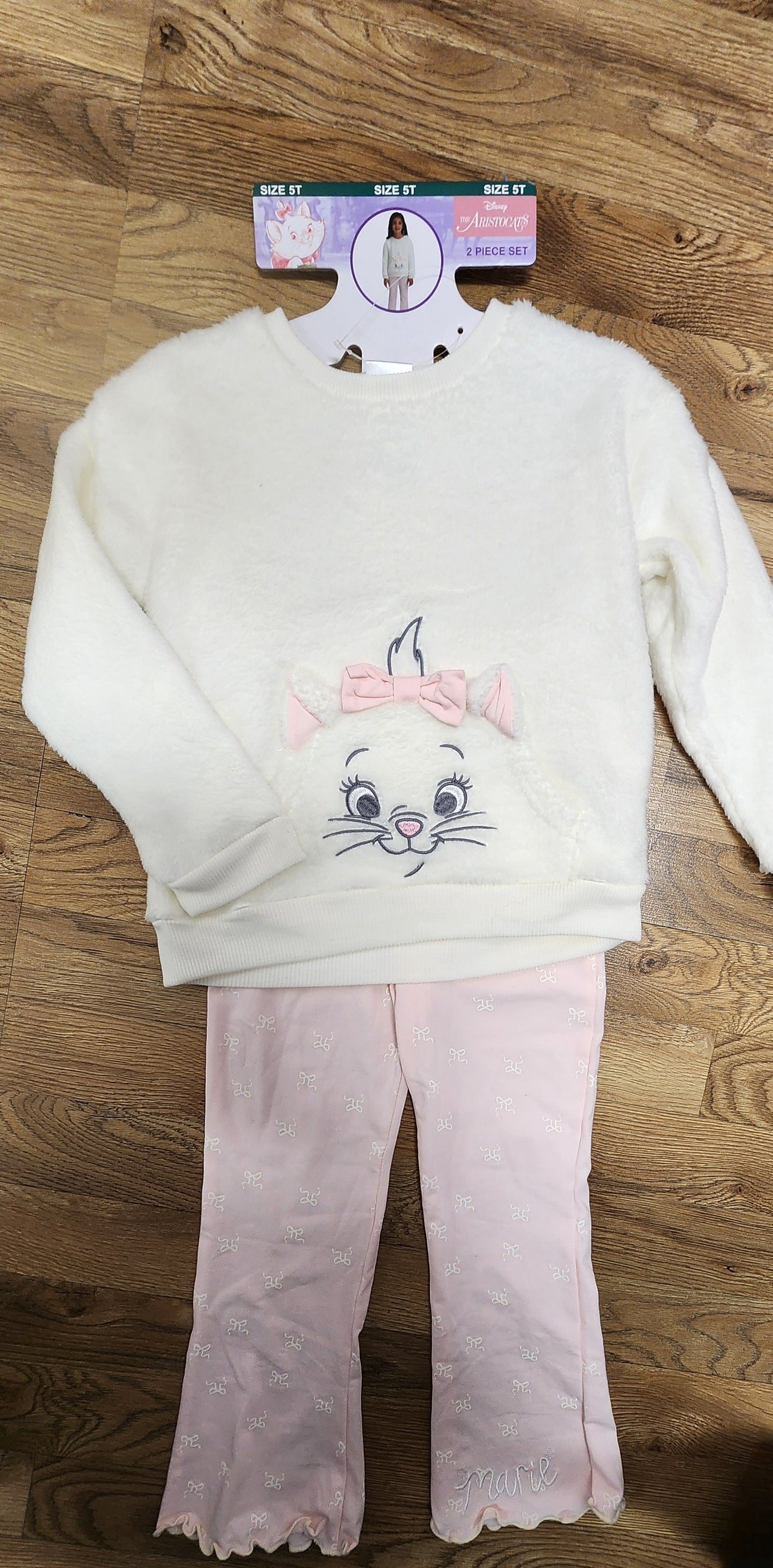 NEW Girls 5t Aristocats pink and white set