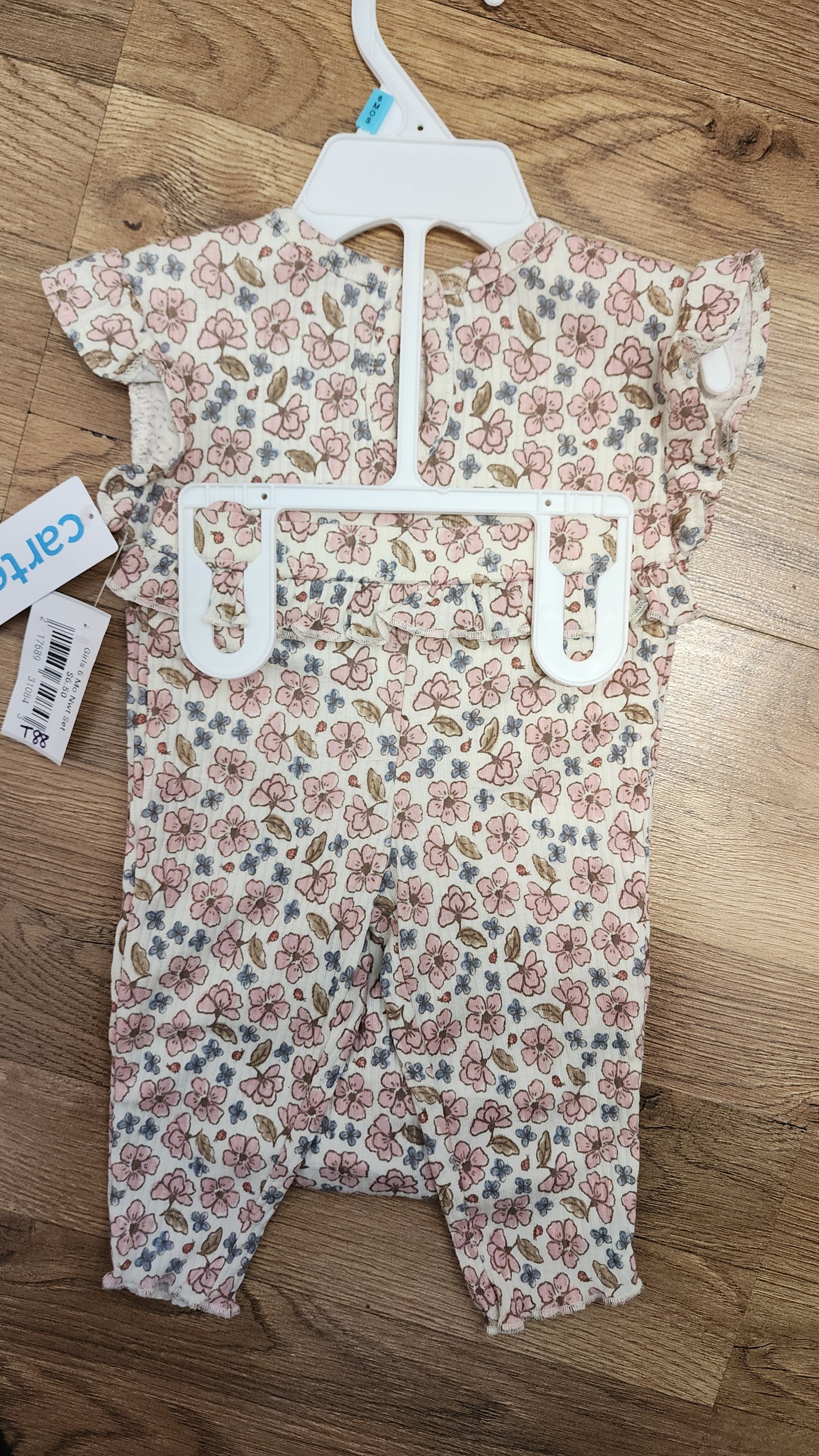 NEW Girls 6 month 2 piece floral bodysuit set with pants Carters