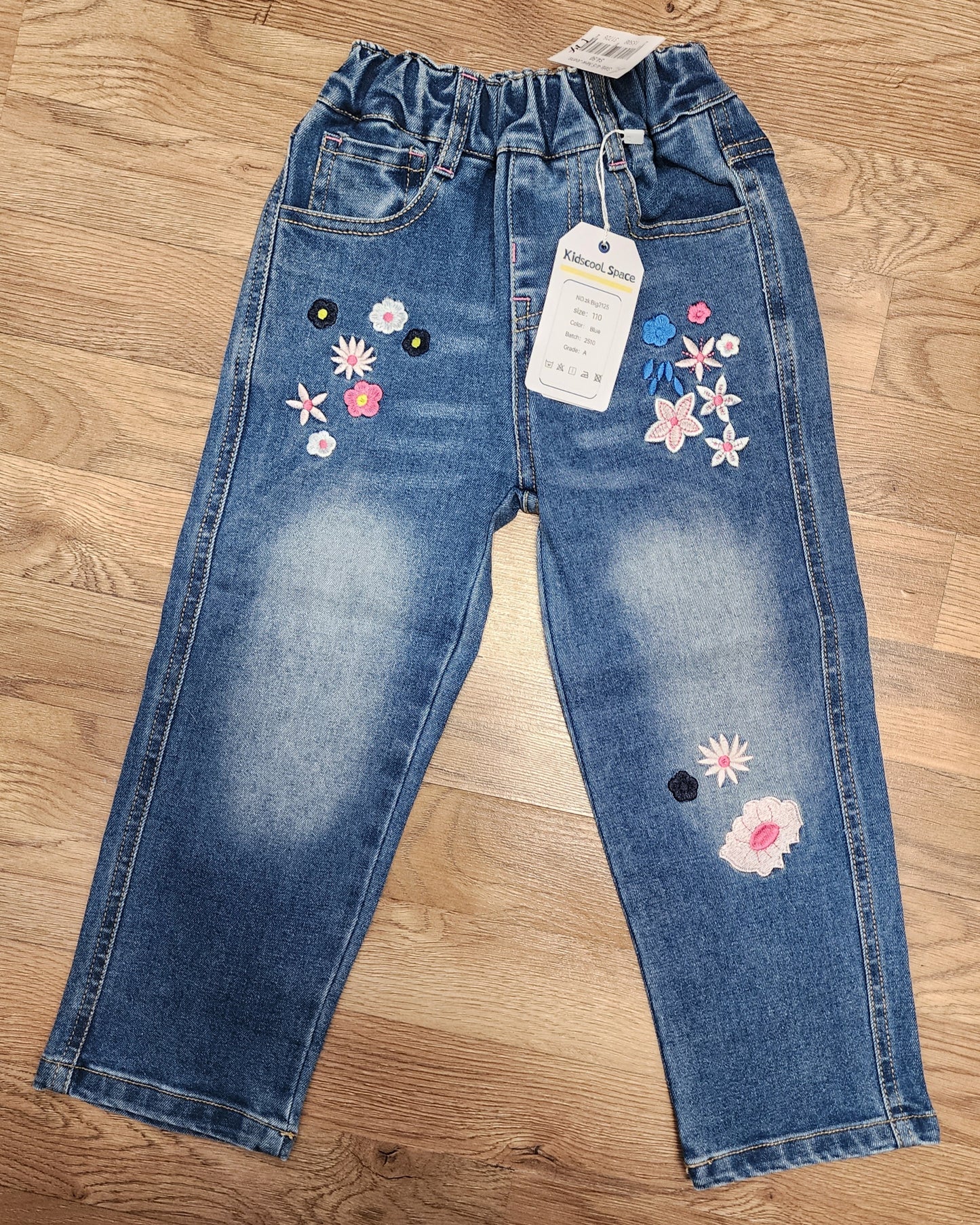 NEW Girls 4/5 floral jeans
